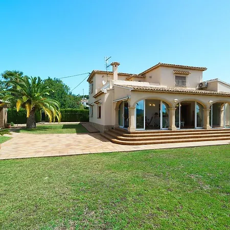 Villa Cantallops