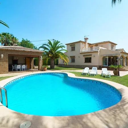 Villa Cantallops